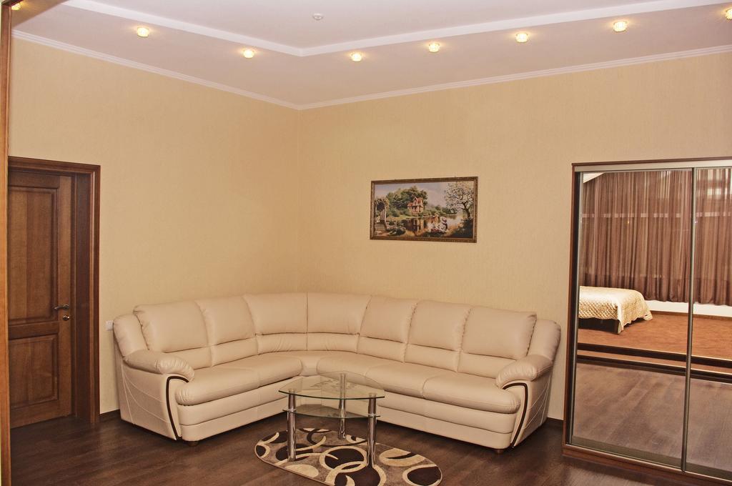 Sv Park Hotel Kharkiv Extérieur photo