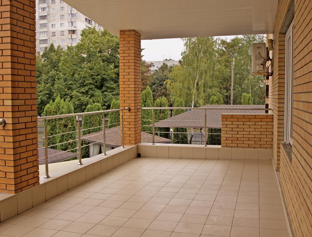 Sv Park Hotel Kharkiv Extérieur photo