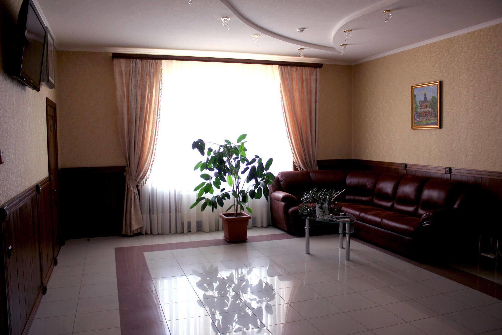 Sv Park Hotel Kharkiv Extérieur photo
